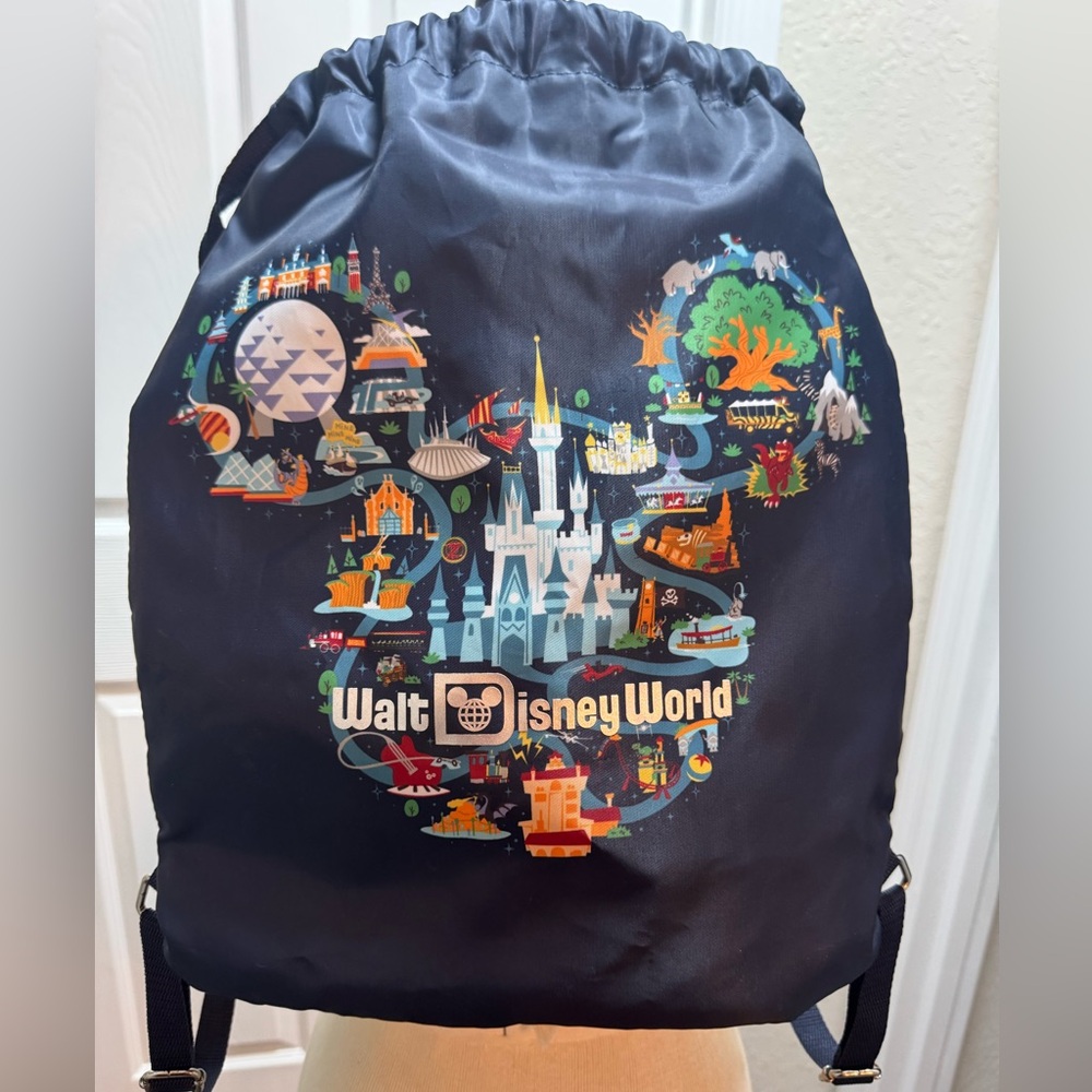 Disney parks backpack drawstring enclosure adjustable straps 17 x 14 approx NWOT